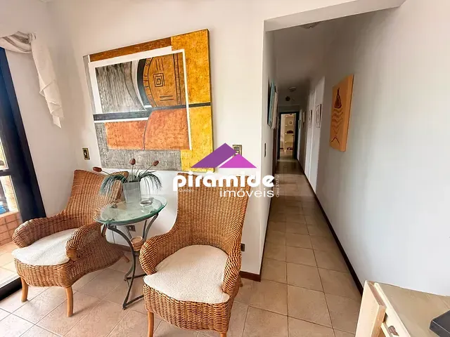 Apartamento 4 quartos e 1 banheiro, à venda ou para alugar, no bairro Sumaré em Caraguatatuba