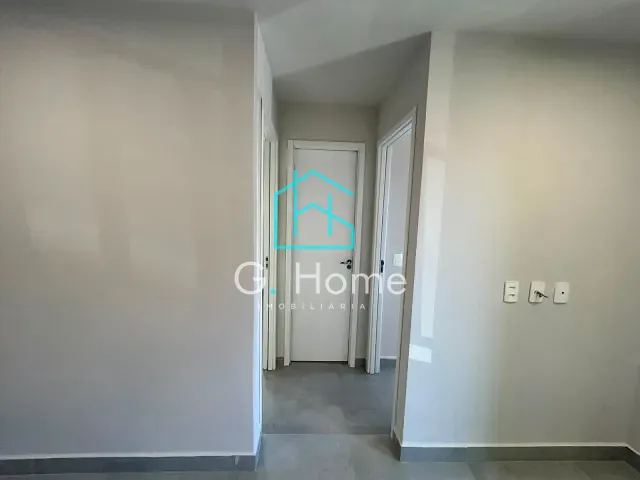 Apartamento 2 quartos e 1 banheiro, para alugar, no bairro Conjunto Habitacional Alexandre Urbanas em Londrina