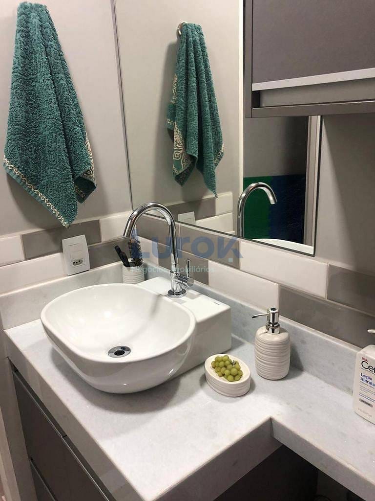 Apartamento à venda com 2 quartos, 58m² - Foto 13