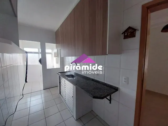 Apartamento 2 quartos e 1 banheiro, para alugar, no bairro Vila Industrial em São José dos Campos