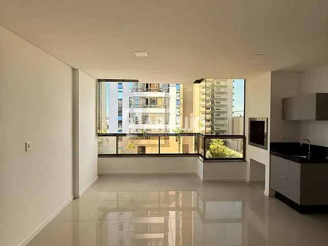 Apartamento com 113m² 3 quartos e 3 banheiros, à venda, no bairro Fazenda em Itajaí