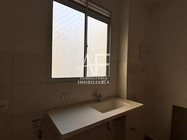 Apartamento com 40m² 2 quartos e 1 banheiro, para alugar, no bairro Chácara Flórida em Taubaté