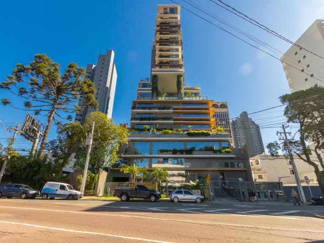 Apartamento 4 quartos e 6 banheiros, à venda, no bairro Juvevê em Curitiba