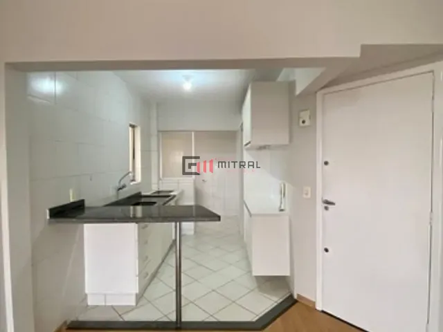 Apartamento 2 quartos e 1 banheiro, para alugar, no bairro Centro em Londrina