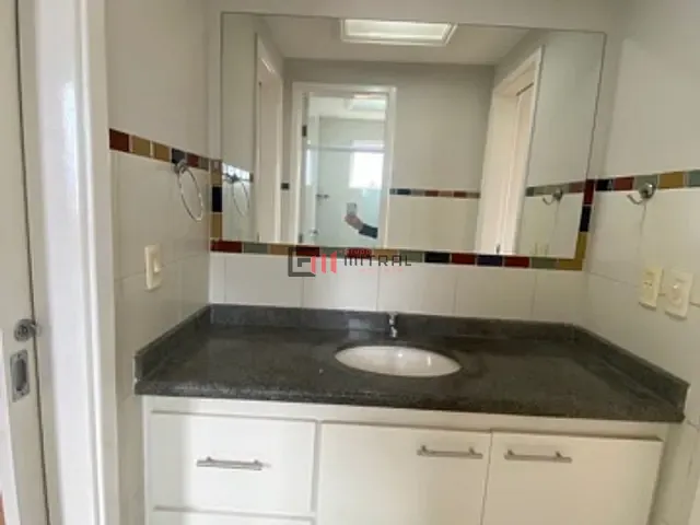 Apartamento 2 quartos e 1 banheiro, para alugar, no bairro Centro em Londrina