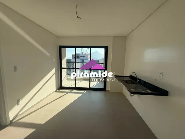 Apartamento 1 quarto e 1 banheiro, à venda, no bairro Sumaré em Caraguatatuba