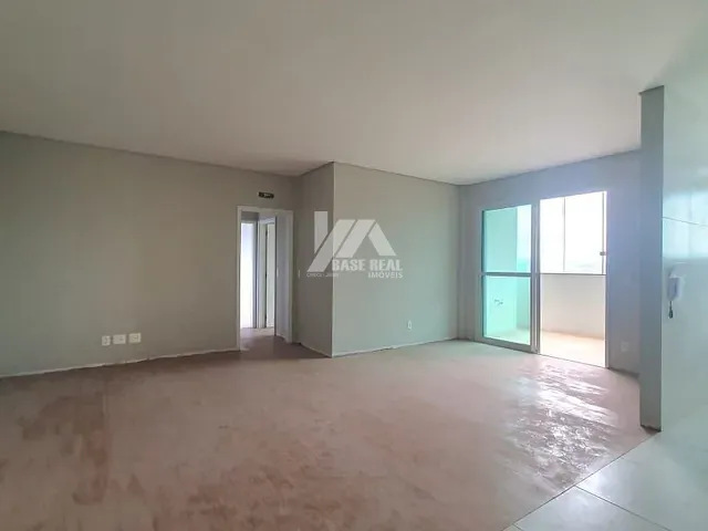 Apartamento com 190m² 2 quartos e 1 banheiro, à venda, no bairro Centro em Ponta Grossa