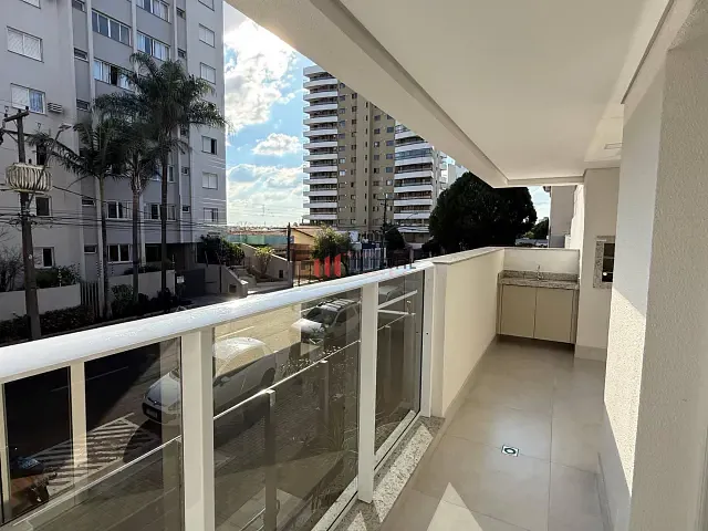 Apartamento 3 quartos e 2 banheiros, à venda, no bairro Judith em Londrina