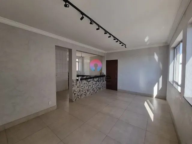 Apartamento 3 quartos e 2 banheiros, à venda, no bairro Ouro Preto em Belo Horizonte