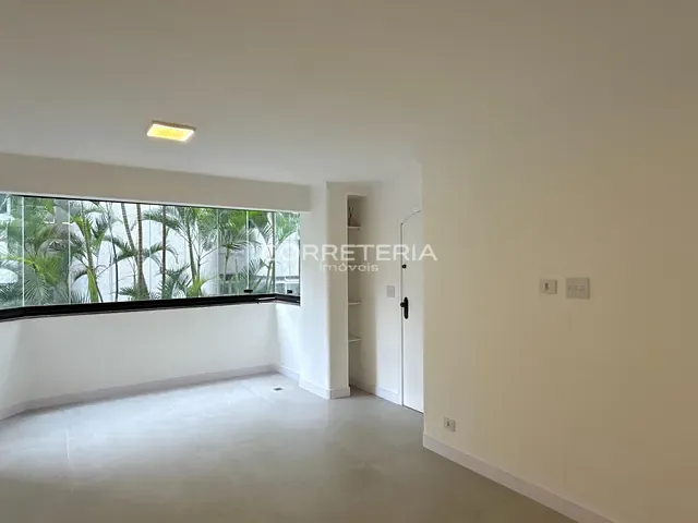 Apartamento 3 quartos e 2 banheiros, à venda, no bairro Campo Belo em São Paulo