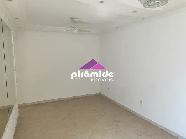 Apartamento com 65m² 2 quartos e 1 banheiro, para alugar, no bairro Monte Castelo em São José dos Campos