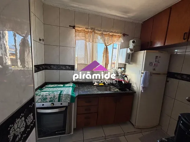 Apartamento 2 quartos e 1 banheiro, à venda, no bairro Parque Industrial em São José dos Campos