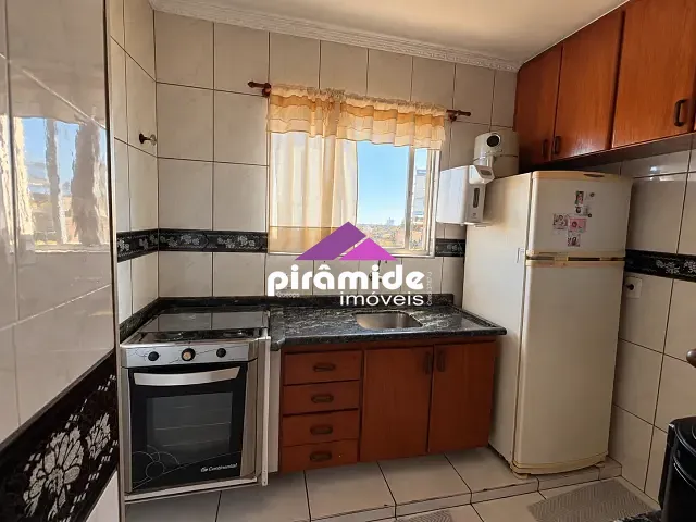 Apartamento 2 quartos e 1 banheiro, à venda, no bairro Parque Industrial em São José dos Campos