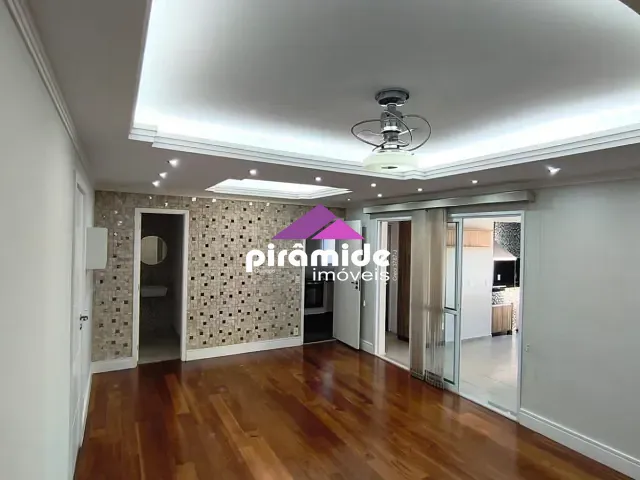 Apartamento 3 quartos e 4 banheiros, à venda, no bairro Condomínio Royal Park em São José dos Campos