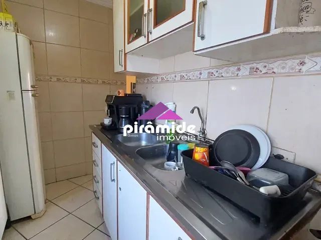 Apartamento 2 quartos e 1 banheiro, à venda, no bairro Palmeiras de São José em São José dos Campos