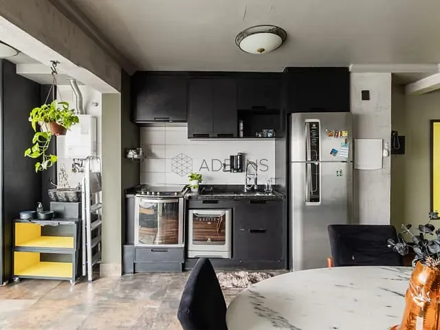 Apartamento 1 quarto e 1 banheiro, para alugar, no bairro Centro em São Paulo