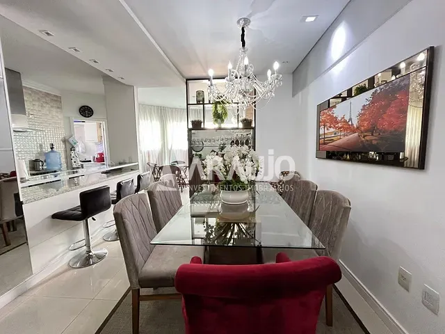 Apartamento com 108m² 2 quartos e 2 banheiros, à venda, no bairro Centro em Balneário Camboriú