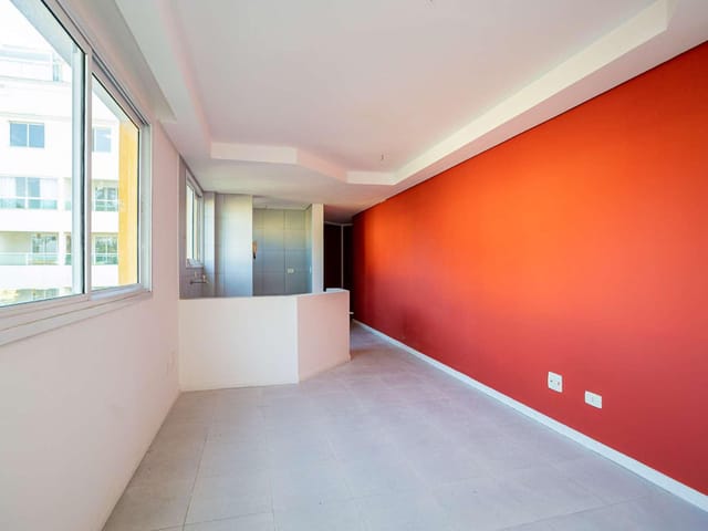 Apartamento com 440m² 2 quartos e 1 banheiro, à venda, no bairro Portão em Curitiba