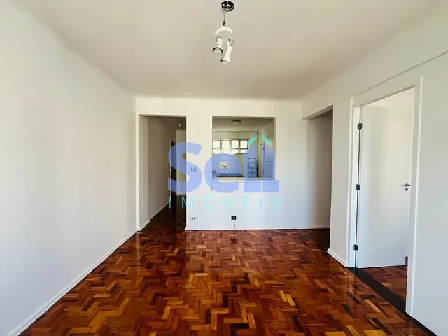 Apartamento com 80m² 3 quartos e 1 banheiro, para alugar, no bairro Sumaré em São Paulo