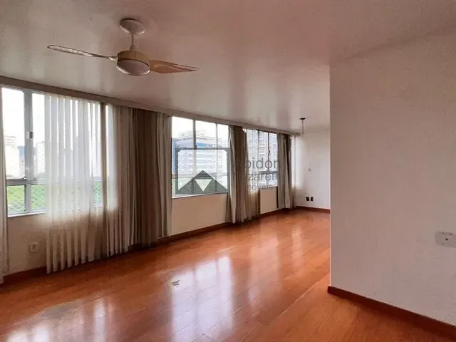 Apartamento com 150m² 3 quartos e 1 banheiro, à venda, no bairro Icaraí em Niterói