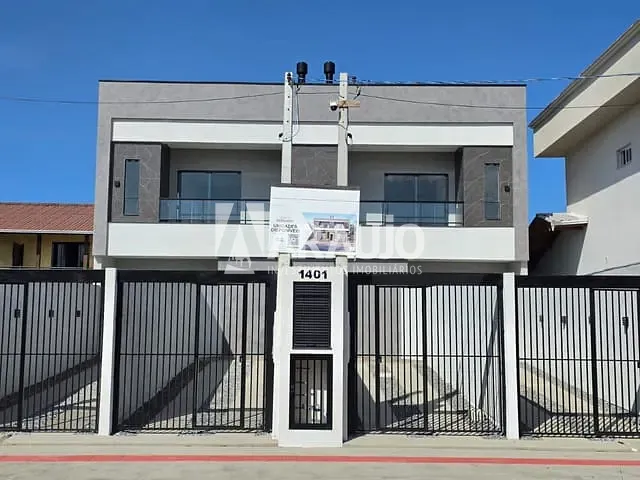 Sobrado 3 quartos e 2 banheiros, à venda, no bairro Cordeiros em Itajaí