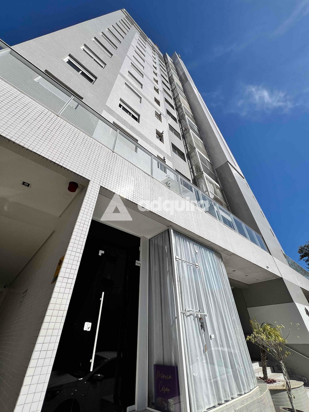 Apartamento à venda e aluguel com 3 quartos, 167m² - Foto 1