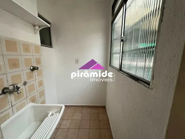 Apartamento 2 quartos e 1 banheiro, à venda, no bairro Jardim Satélite em São José dos Campos