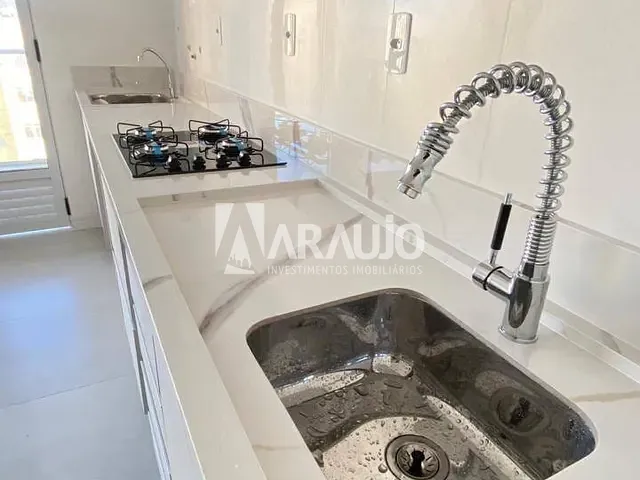 Apartamento com 104m² 2 quartos e 2 banheiros, à venda, no bairro São João em Itajaí