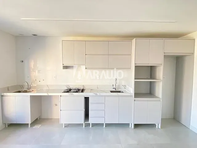 Apartamento com 104m² 2 quartos e 2 banheiros, à venda, no bairro São João em Itajaí