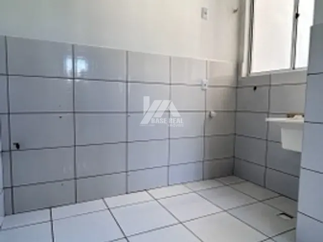 Apartamento com 55m² 2 quartos e 1 banheiro, para alugar, no bairro Alto Cascavel em Guarapuava