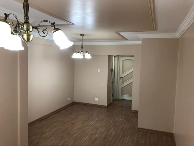 Foto do Apartamento - Apartamento no Jd Petrópolis a venda no Ed. Residencial Petrópolis -3 quartos,1 suíte-1 Vaga de garagem- Completo de armários-Cozinha e Quartos-piso laminado-gesso | Guepardo Imob