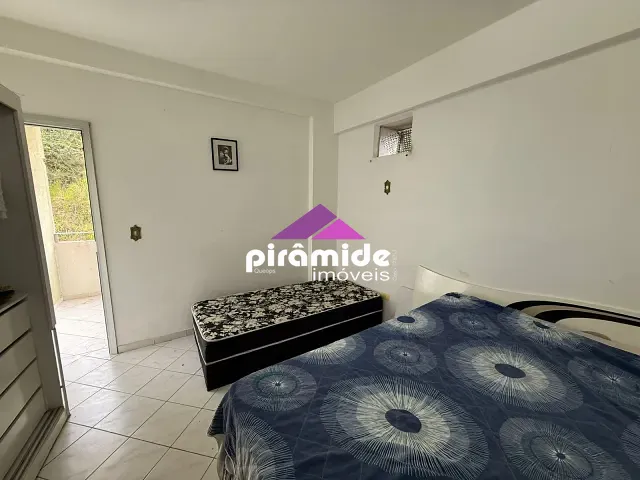 Apartamento 1 quarto e 1 banheiro, à venda, no bairro Prainha em Caraguatatuba