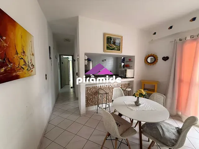 Apartamento 1 quarto e 1 banheiro, à venda, no bairro Prainha em Caraguatatuba