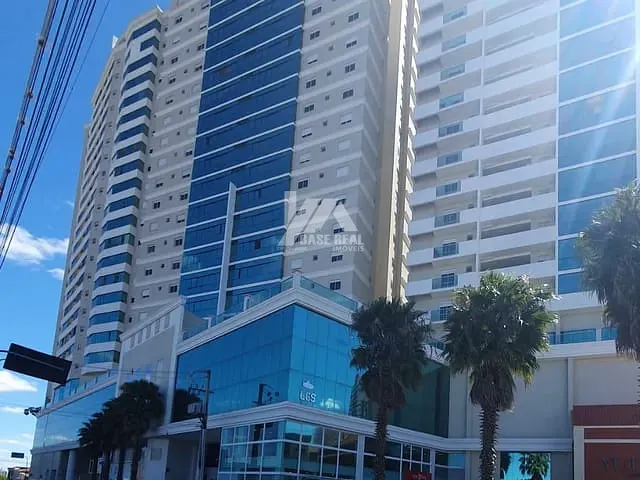 Apartamento com 292m² 3 quartos e 3 banheiros, à venda, no bairro Centro em Ponta Grossa