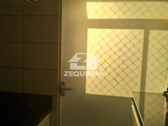 Apartamento com 65m² 3 quartos e 2 banheiros, à venda, no bairro Umuarama em Osasco