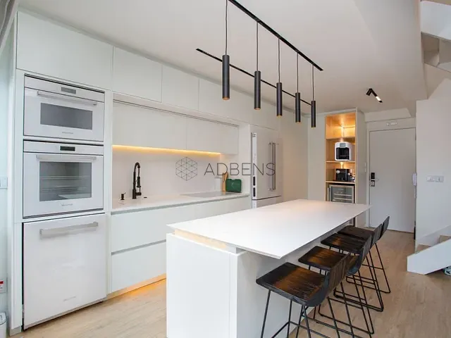 Apartamento 1 quarto e 2 banheiros, à venda, no bairro Campo Belo em São Paulo