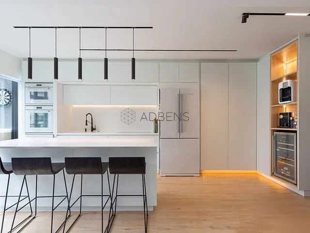Apartamento 1 quarto e 2 banheiros, à venda, no bairro Campo Belo em São Paulo