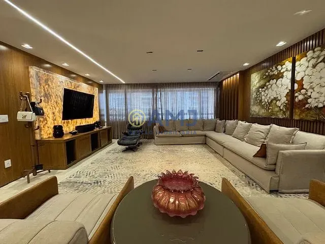 Apartamento com 261m² 4 quartos e 5 banheiros, à venda, no bairro Setor Marista em Goiânia