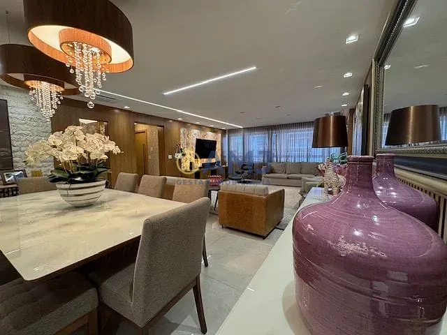 Apartamento com 261m² 4 quartos e 5 banheiros, à venda, no bairro Setor Marista em Goiânia