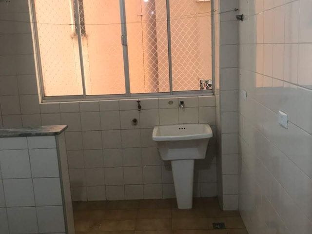 Apartamento com 105m² 3 quartos e 2 banheiros, à venda, no bairro Centro em Londrina