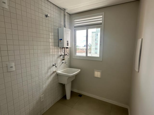 Apartamento com 193m² 3 quartos e 1 banheiro, à venda, no bairro Centro em Ponta Grossa