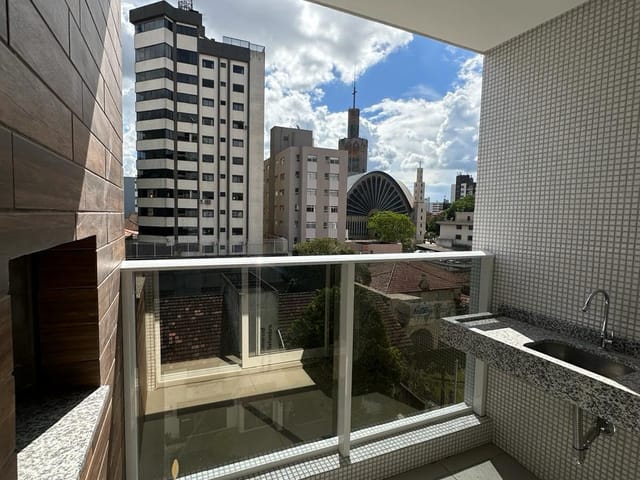 Apartamento com 193m² 3 quartos e 1 banheiro, à venda, no bairro Centro em Ponta Grossa