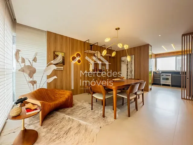 Apartamento 3 quartos e 3 banheiros, à venda, no bairro Centro em Itajaí