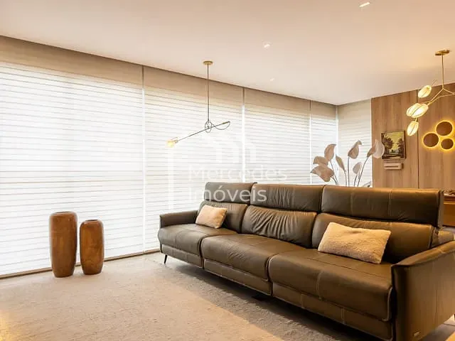 Apartamento 3 quartos e 3 banheiros, à venda, no bairro Centro em Itajaí