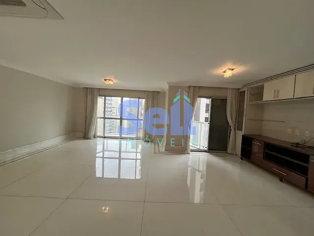 Apartamento com 216m² 3 quartos e 4 banheiros, à venda, no bairro Itaim Bibi em São Paulo
