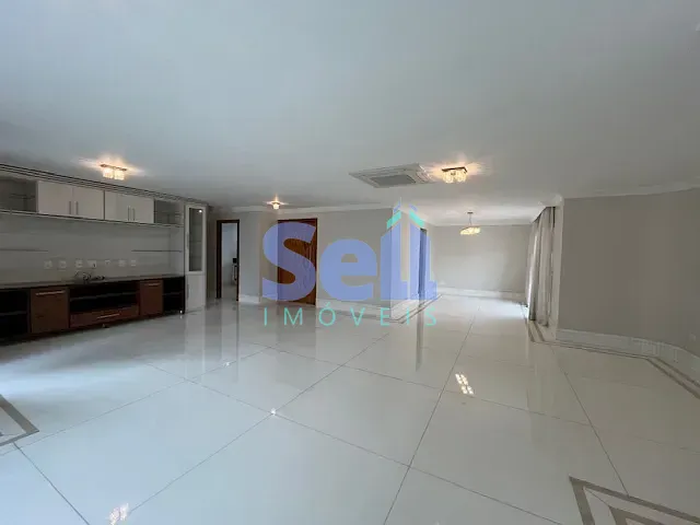 Apartamento com 216m² 3 quartos e 4 banheiros, à venda, no bairro Itaim Bibi em São Paulo