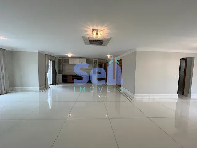 Apartamento com 216m² 3 quartos e 4 banheiros, à venda, no bairro Itaim Bibi em São Paulo