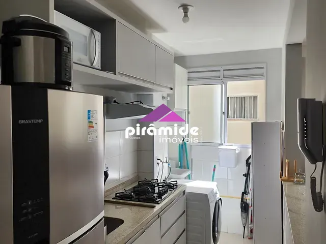 Apartamento 2 quartos e 1 banheiro, à venda, no bairro Jardim das Indústrias em São José dos Campos