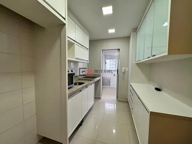 Apartamento 3 quartos e 2 banheiros, para alugar, no bairro Gleba Fazenda Palhano em Londrina