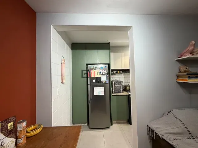 Apartamento 2 quartos e 2 banheiros, à venda, no bairro Vila Filipin em Londrina